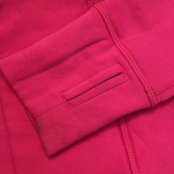 NIKE Livestrong Therma-Fit Be Invincible Pink Hoodie - Picture 5 of 11